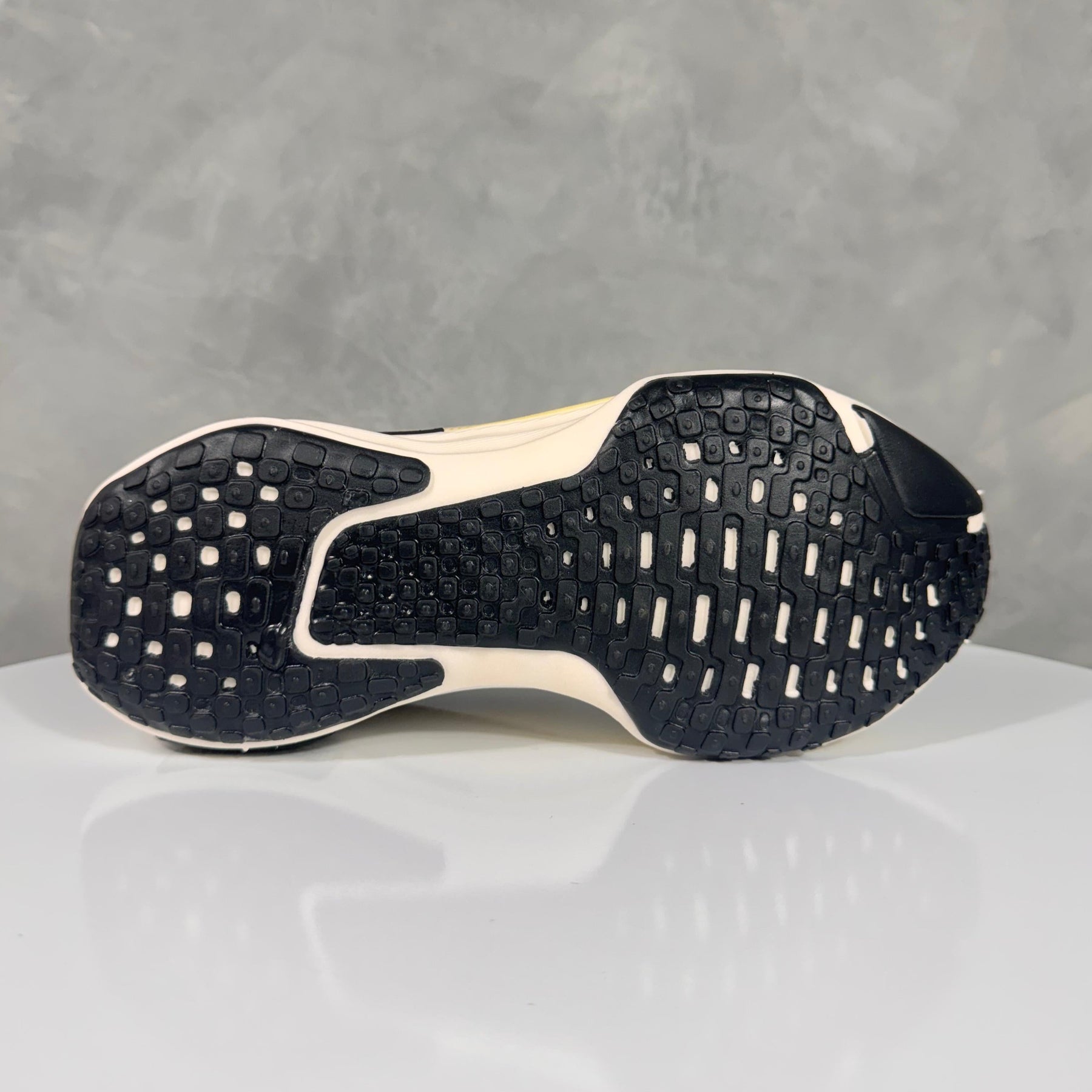 Tênis Unissex Zoomx 04 Premium