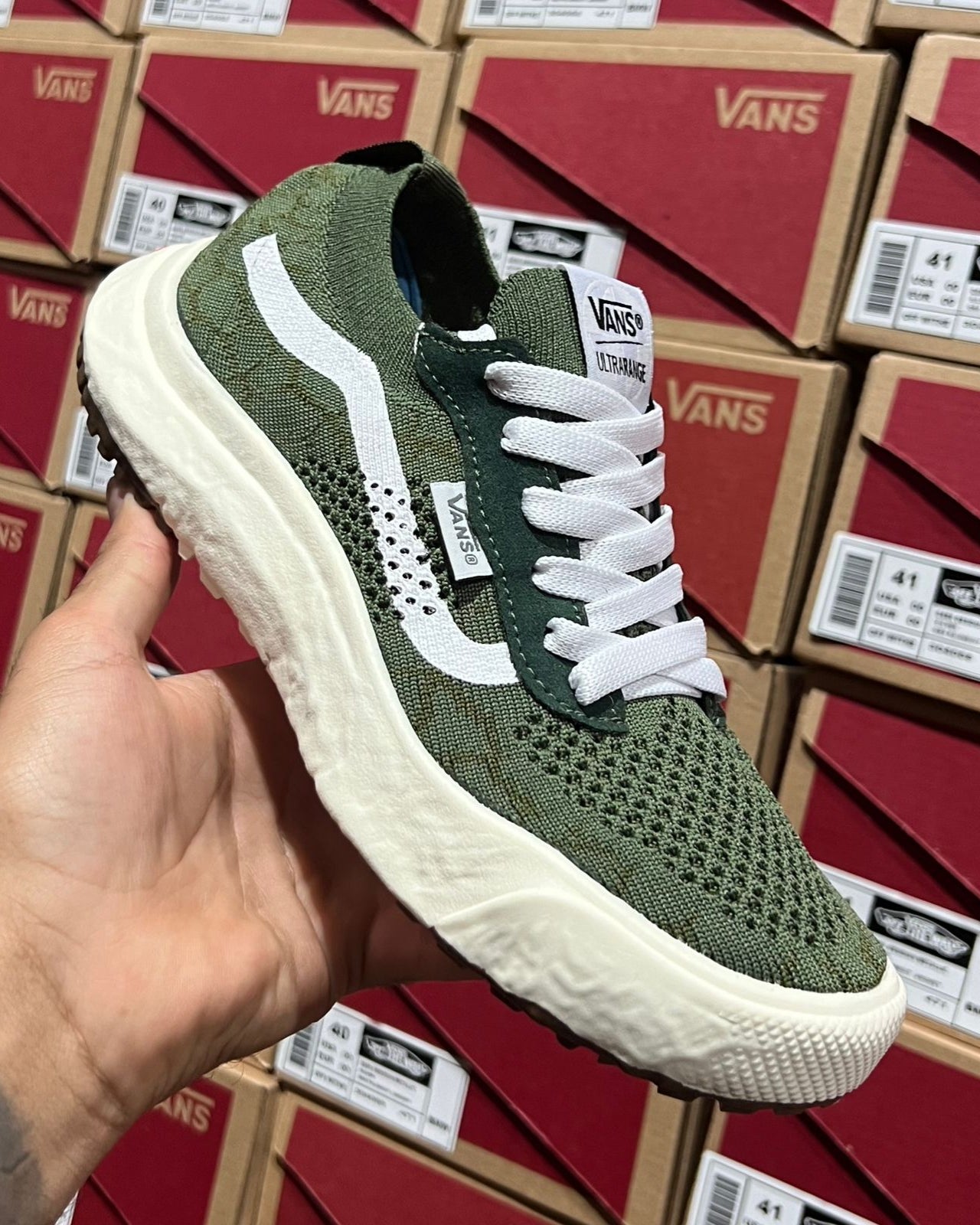 Tênis Unissex UltraRange Vr3 Verde Militar