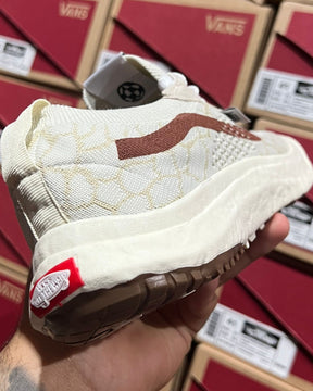 Tênis Unissex UltraRange Vr3 Off-white