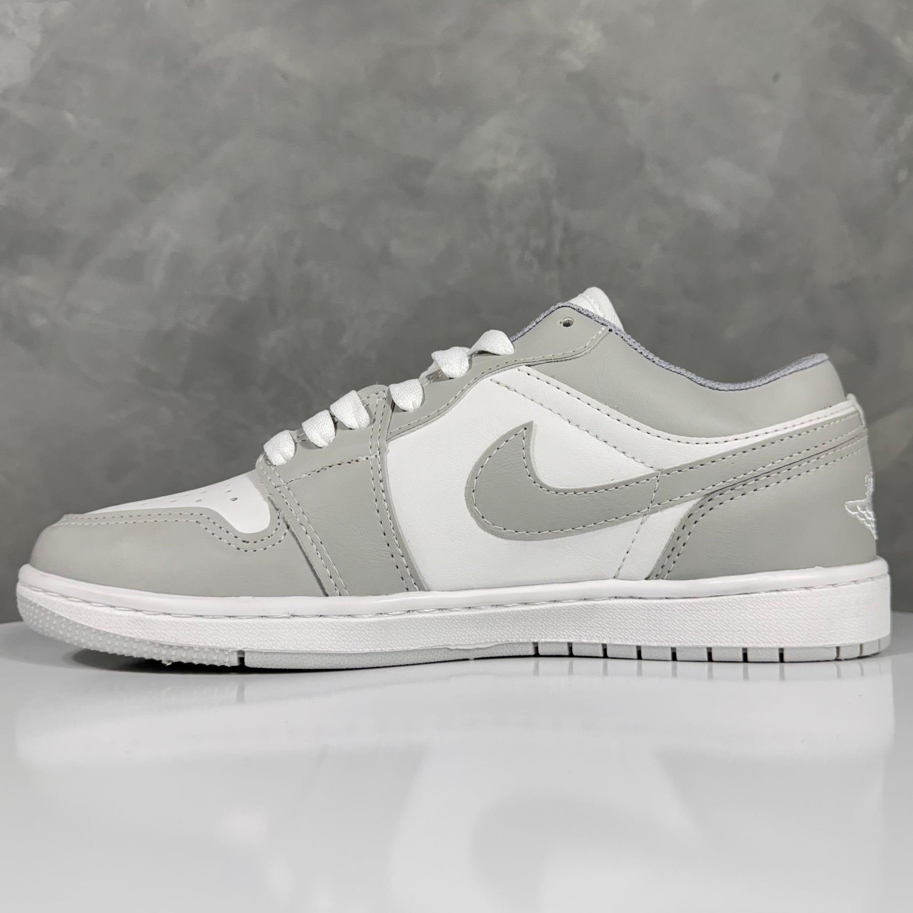 Tênis Unissex Jordan Cinza Premium