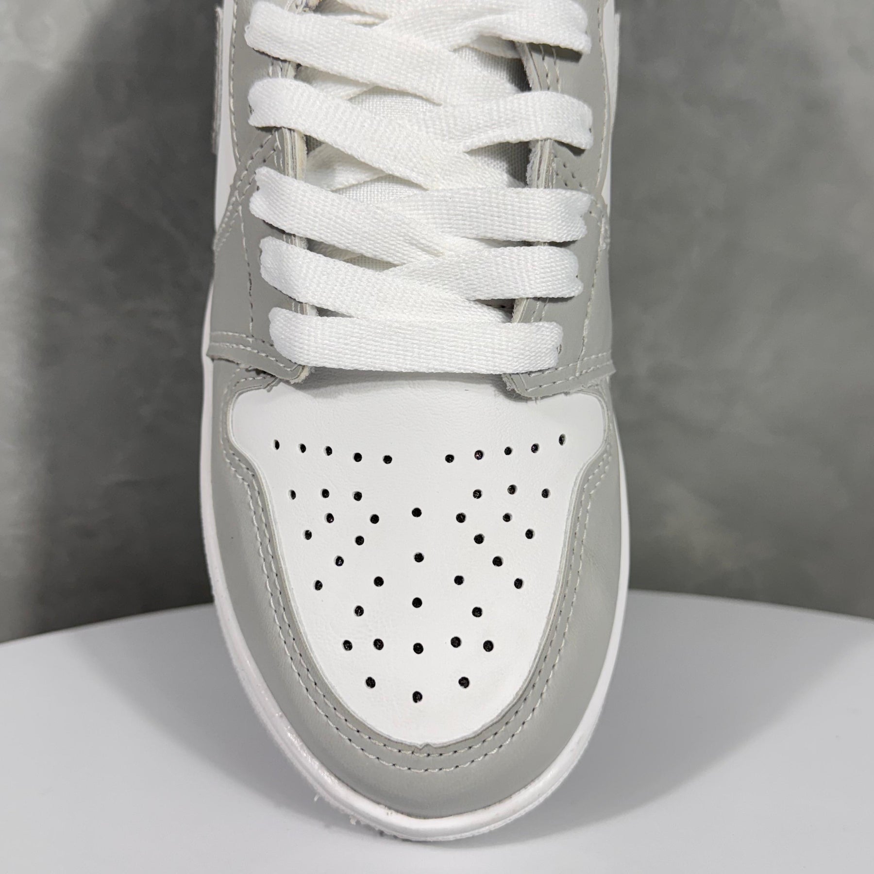 Tênis Unissex Jordan Cinza Premium