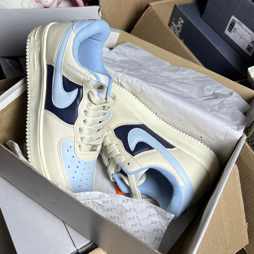 Tênis Feminino AF1 Off/Azul