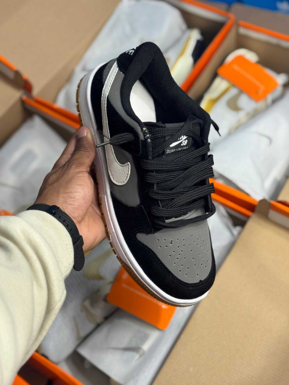 Tênis Dunk SB Grafite