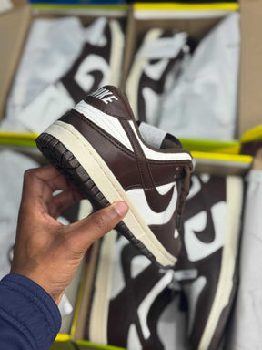 Tênis Unissex Dunk SB Branco/Marrom